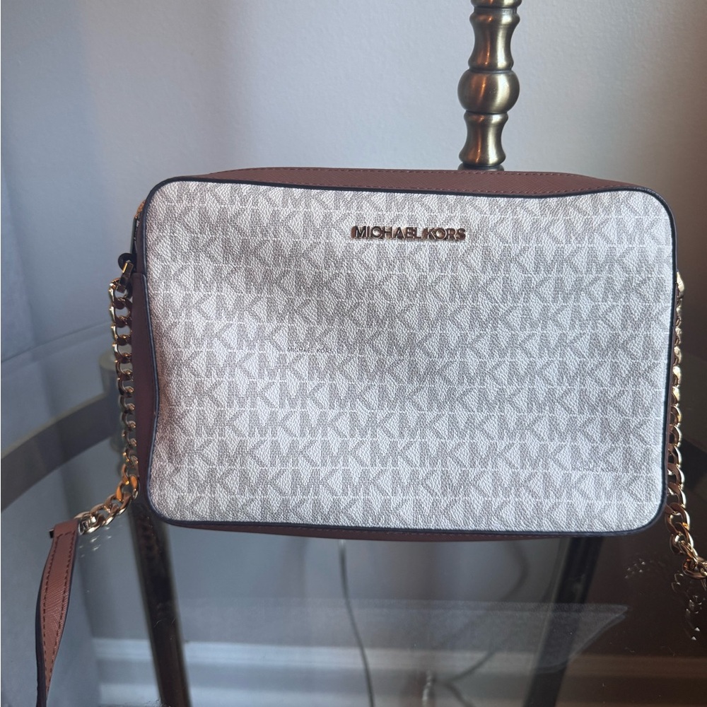 Michael Kors Jet Set Large Printed Logo Signature White and Brown Shoulder Bag